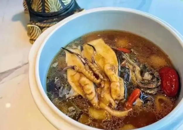 冬蟲(chóng)夏草和哪些食材可以一起煲湯？