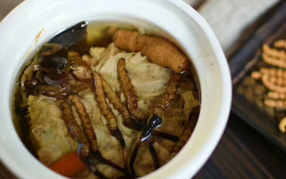 鴨子冬蟲夏草怎么煲湯好？掌握 3 個關(guān)鍵，燉出鮮醇滋補靚湯